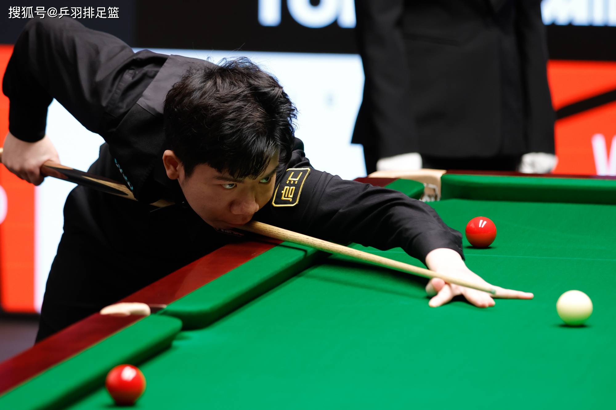 压倒性的优 压倒性的优