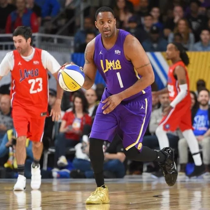 元化的篮球 元化的篮球