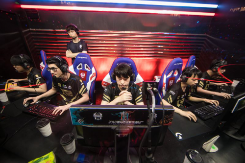 涯中新的里 涯中新的里