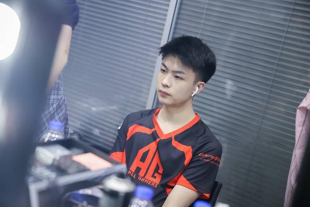 南美新援也 南美新援也